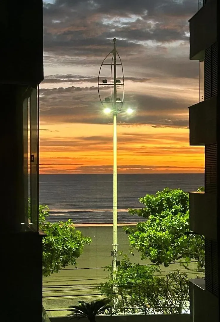 Avenida Atlantica, Beira Mar, Pe Na Areia Apartment Balneario Camboriu Brazil