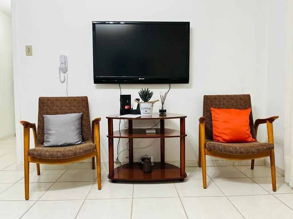 Apartamento Avenida Atlantica, Beira Mar, Pe Na Areia Balneário Camboriú Brasil