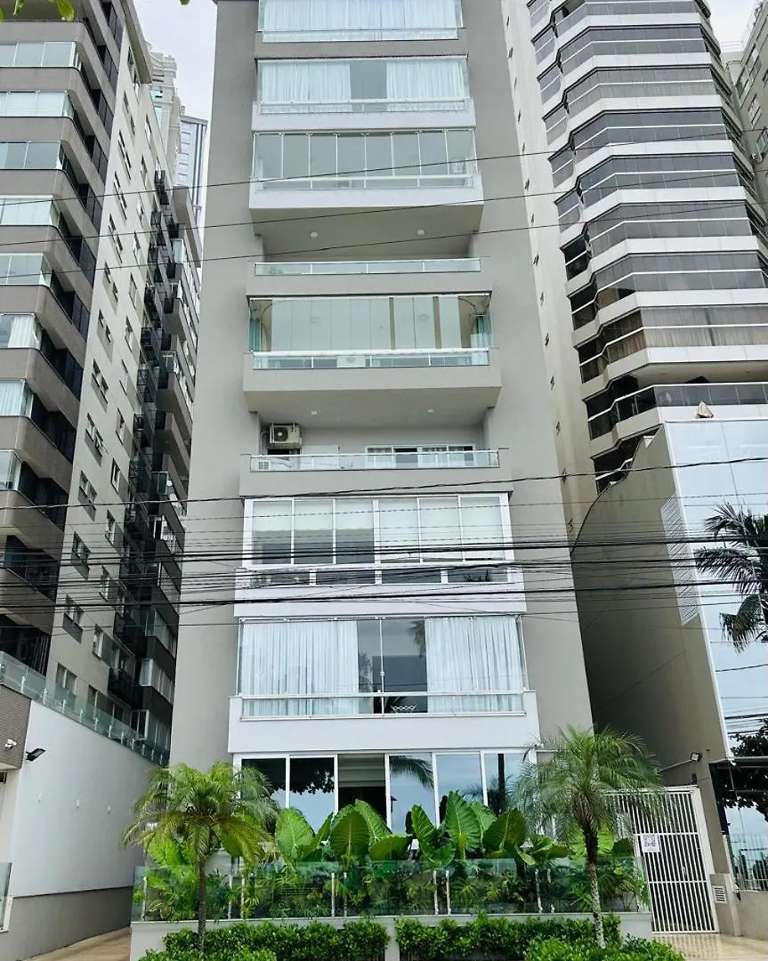 Apartamento Avenida Atlantica, Beira Mar, Pe Na Areia Balneário Camboriú